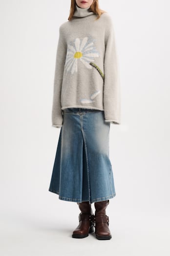 Dorothee Schumacher Turtleneck pullover with intarsia knit flower soft green