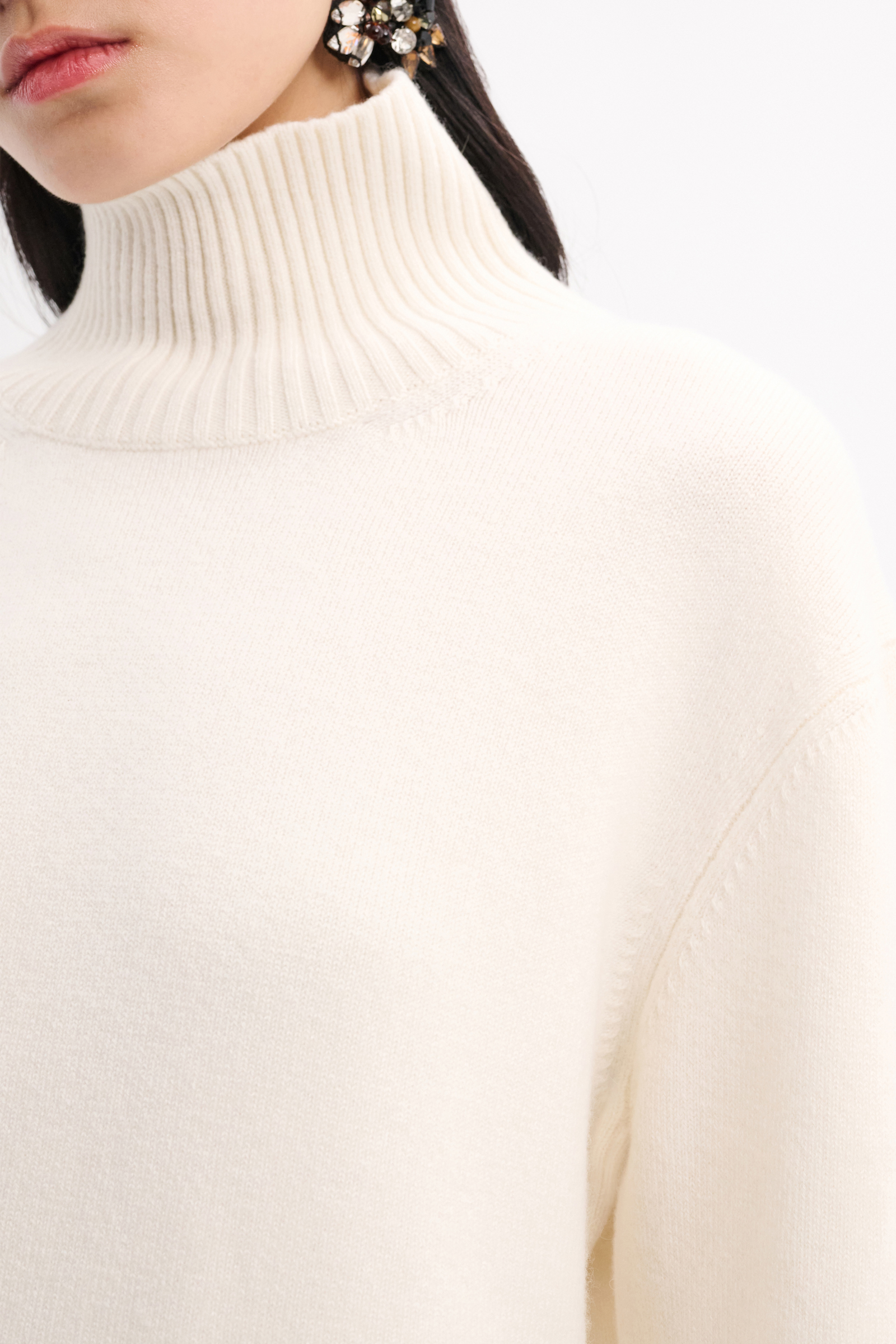Dorothee Schumacher Soft cashmere mix knit turtleneck cozy white