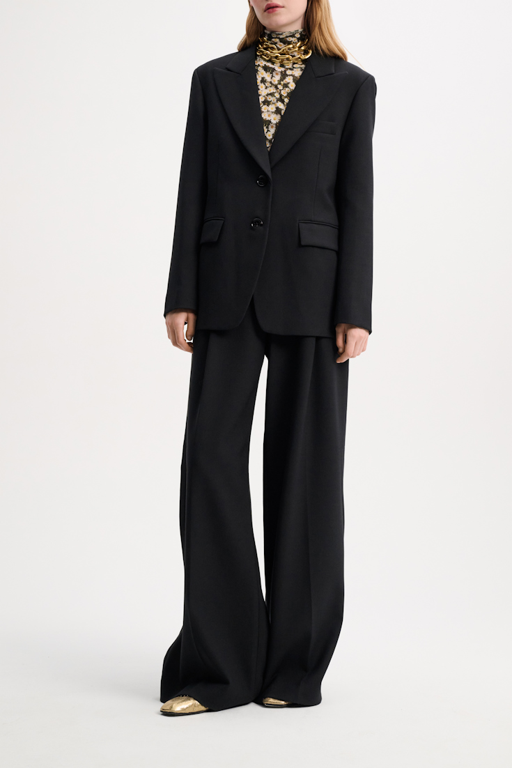 Dorothee Schumacher Classic wool mix blazer pure black