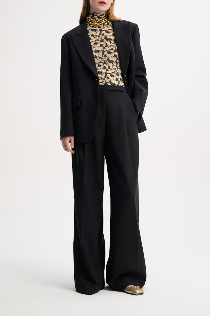 STRIKING COOLNESS jacket