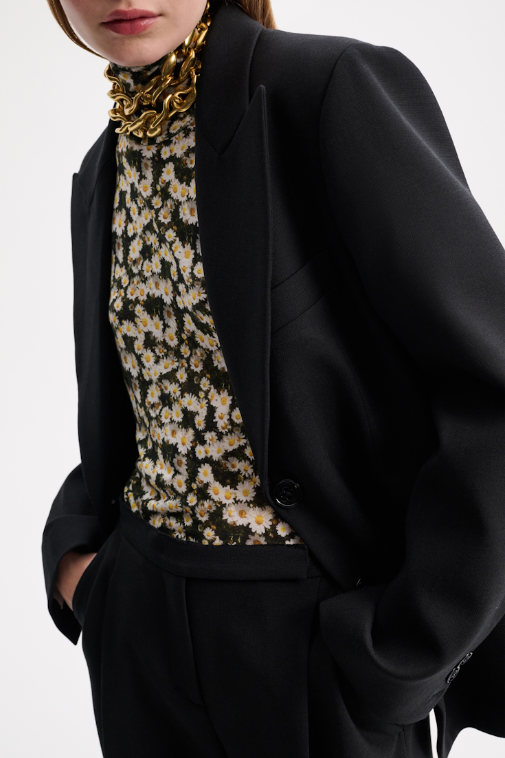 STRIKING COOLNESS jacket