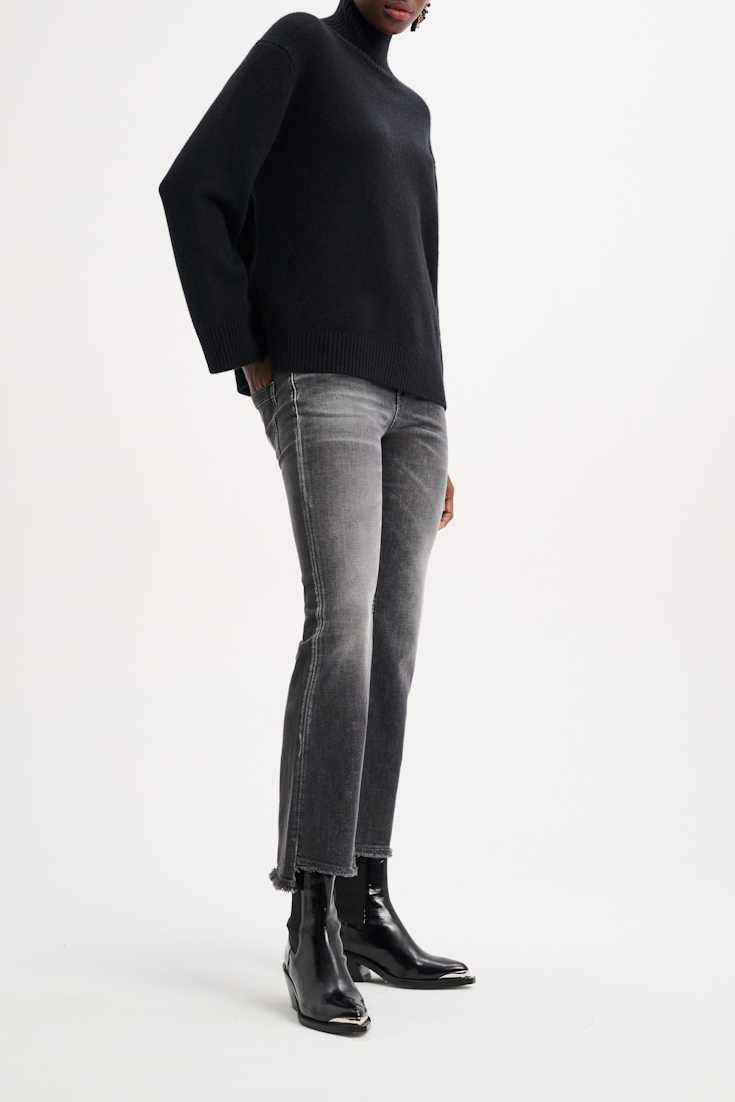 Dorothee Schumacher Cropped jeans with asymmetrical hem structured grey