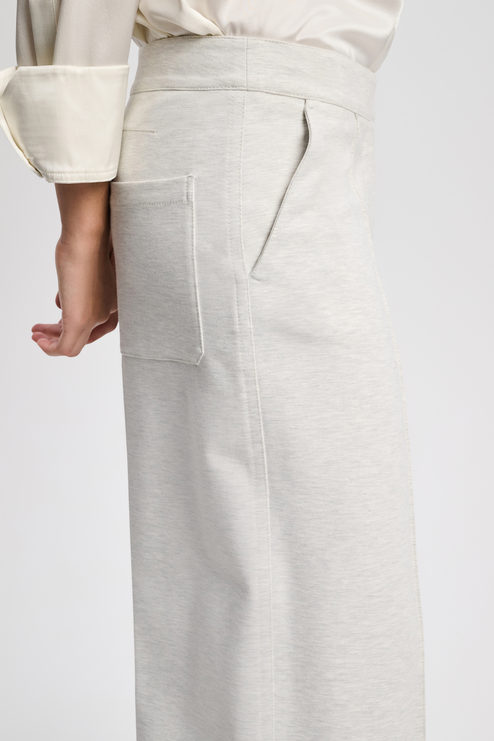 EMOTIONAL ESSENCE pants