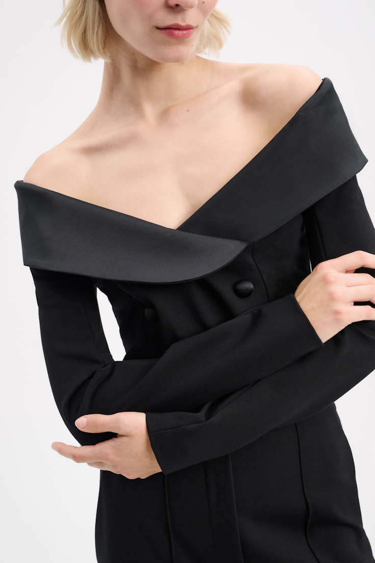 Dorothee Schumacher Off-the-shoulder top in Punto Milano pure black