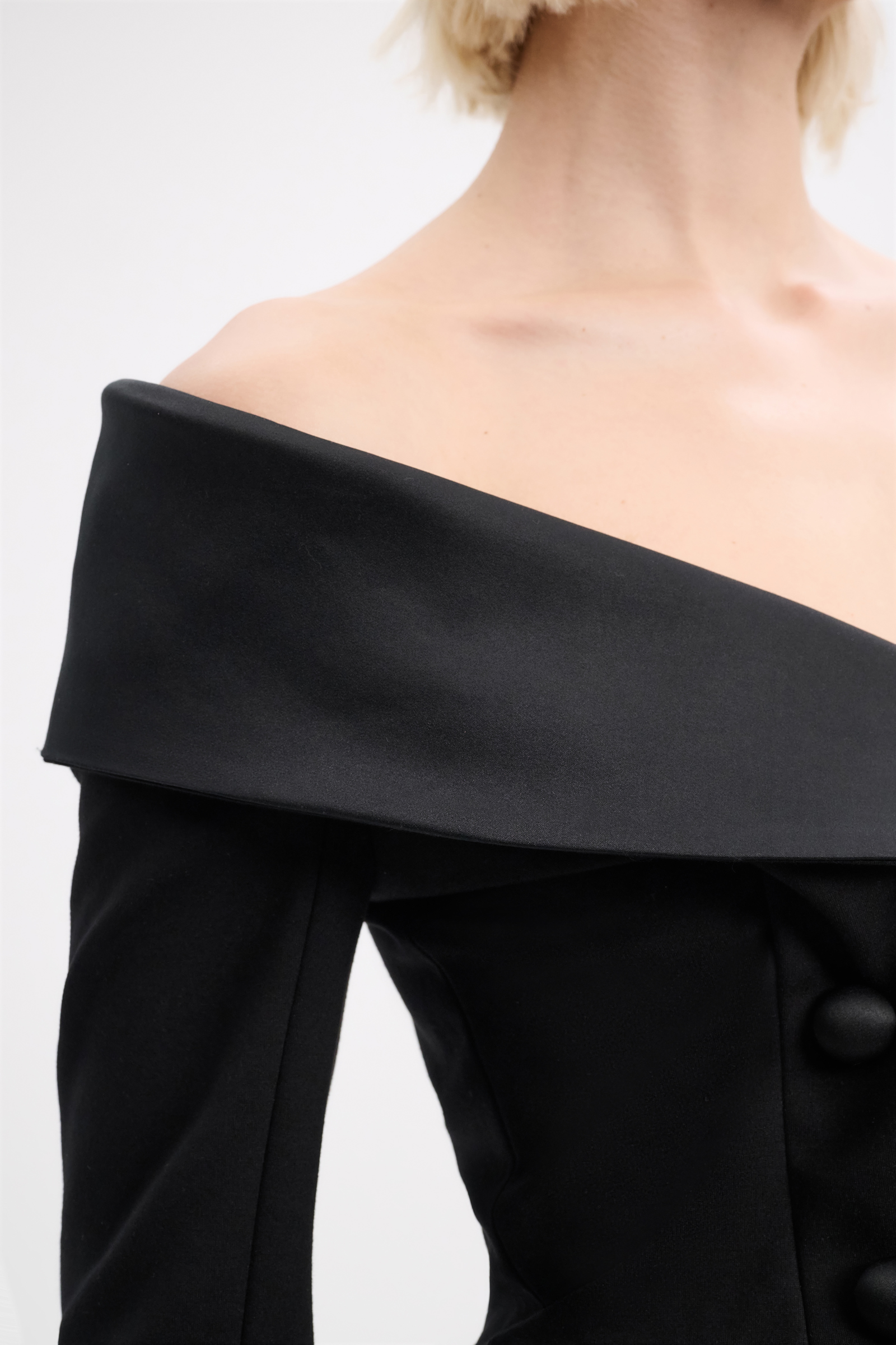EMOTIONAL ESSENCE blouse