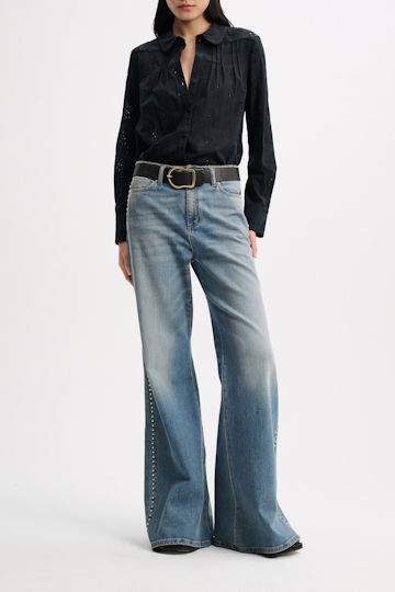 EMBROIDERED EASE blouse