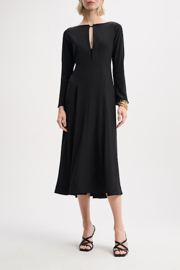 SOPHISTICATED VOLUMES dress