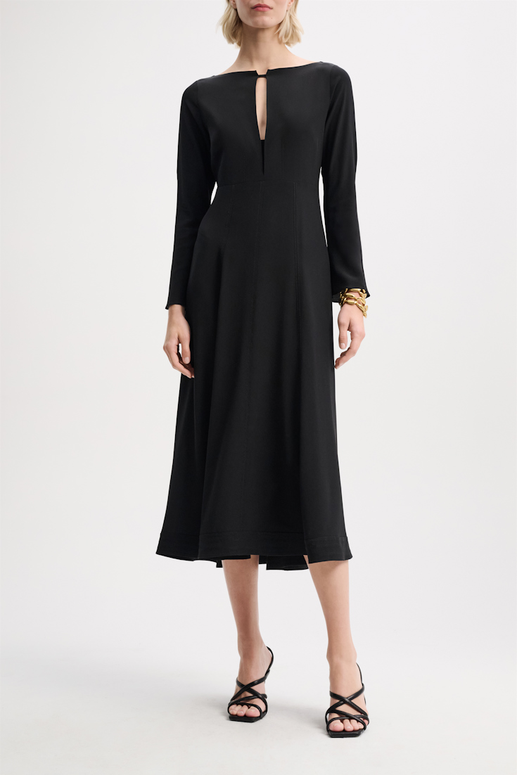 Dorothee Schumacher Seidenkleid mit geschlitzter Neckline pure black