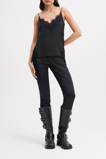 SOPHISTICATED VOLUMES top
