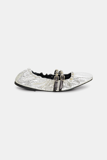 METALLIC CHIC studded ballerina