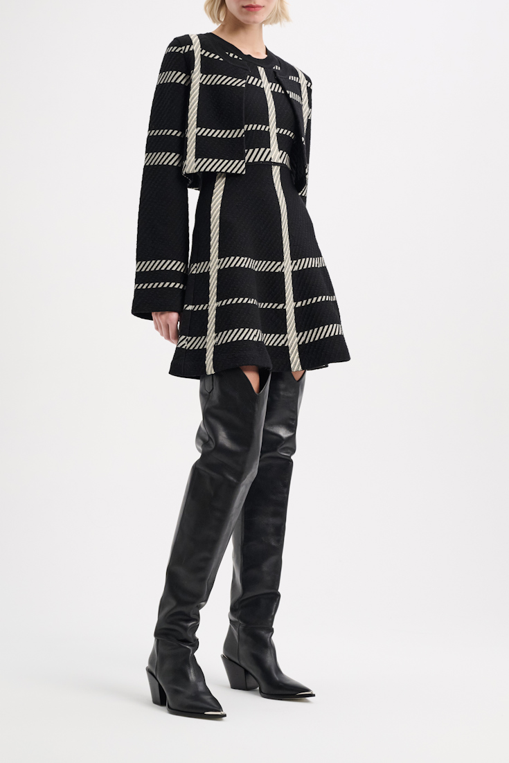 STRONG FEMININITY overknee boot