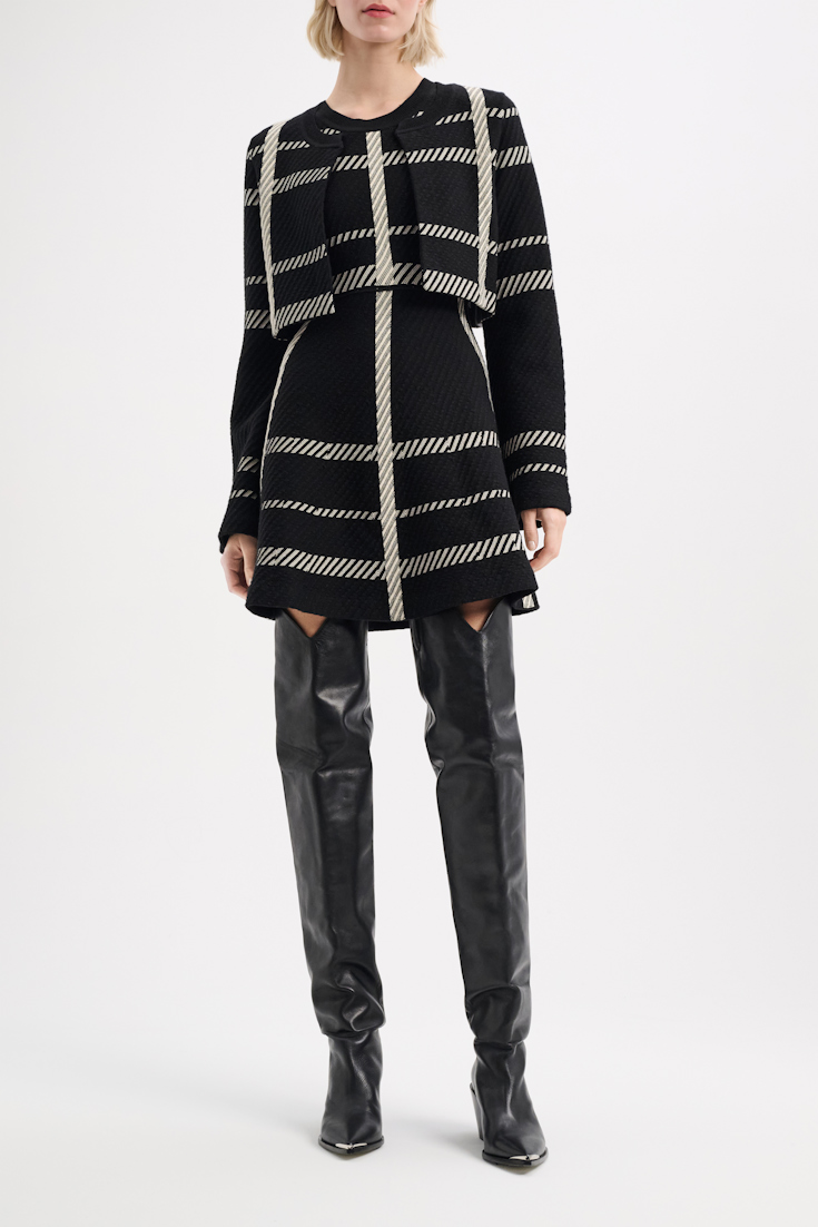 STRONG FEMININITY overknee boot