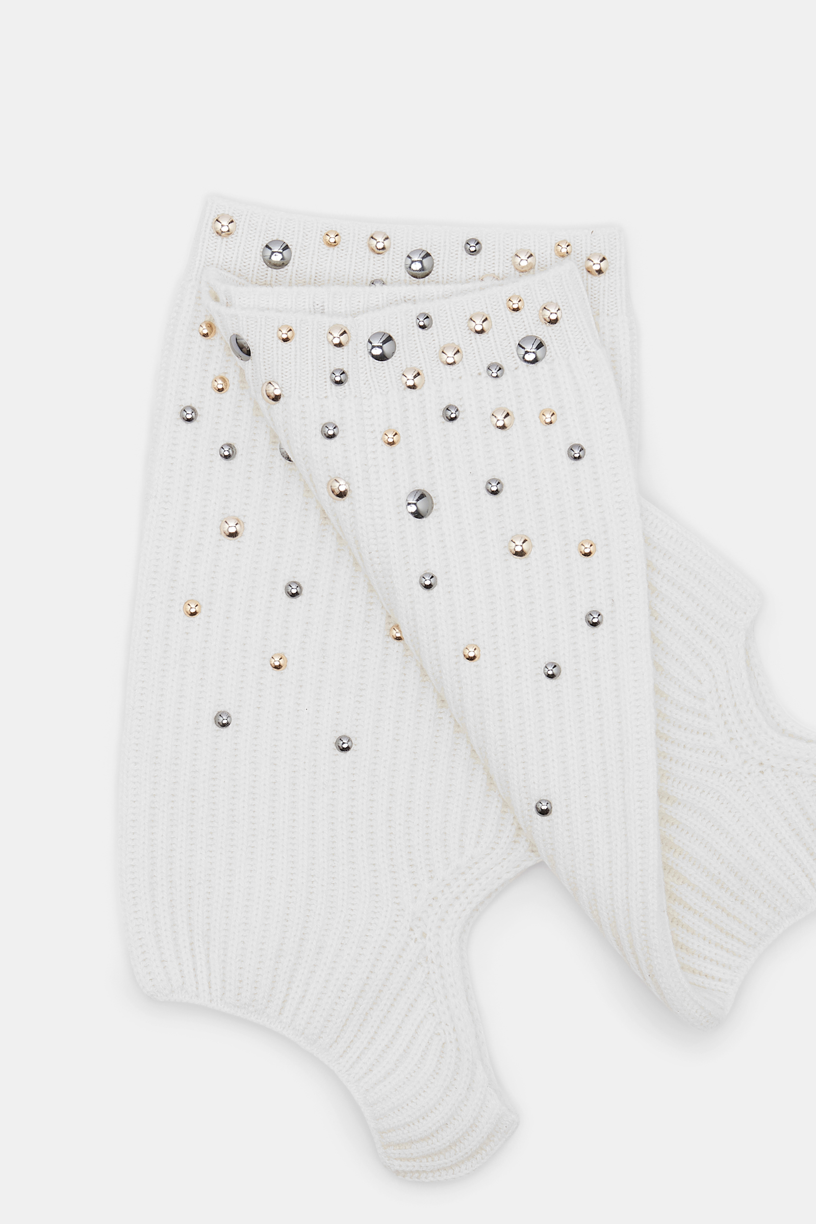 CASHMERE COOLNESS studded legwarmer