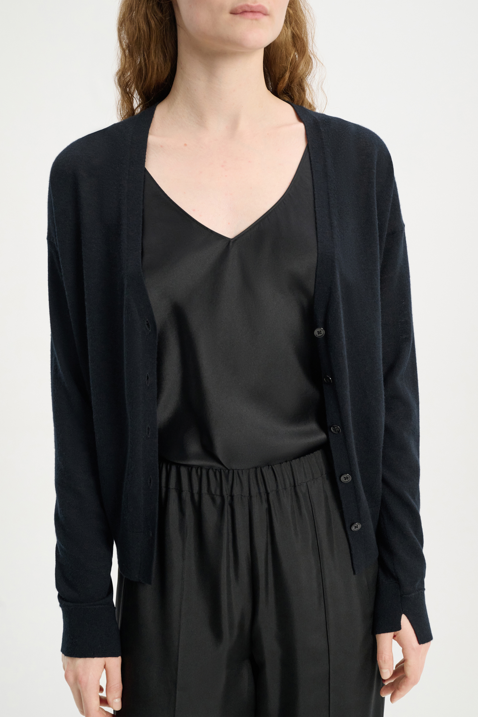 Dorothee Schumacher Wool-cashmere cardigan with tapered hem pure black