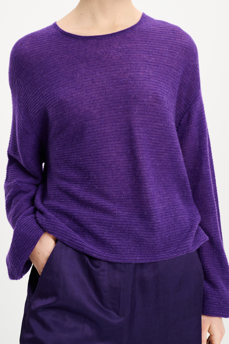 Dorothee Schumacher Round neck sweater with fitted cuffs medium purple