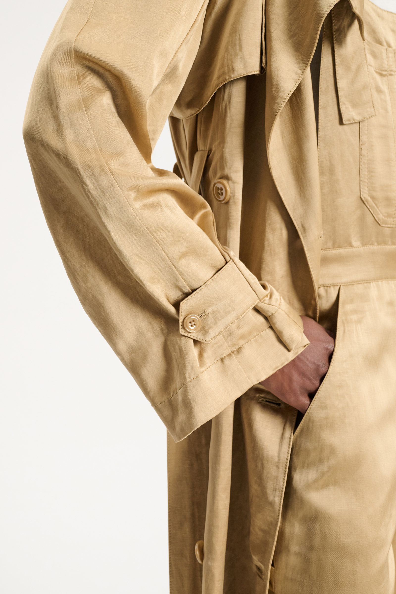 Dorothee Schumacher Slouchy, double-breasted trench coat warm beige