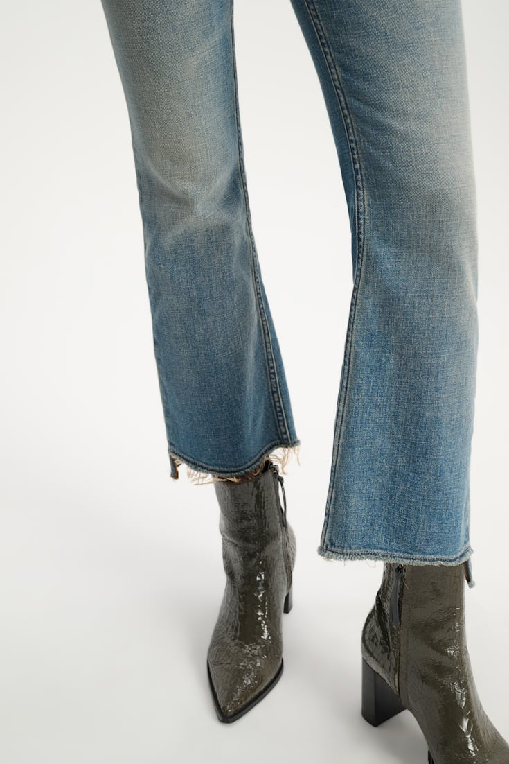 Dorothee Schumacher Jeans mit verkürztem, ausgestelltem Bein denim mix