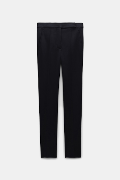 Dorothee Schumacher Slim fit pants in Punto Milano with pintucks pure black