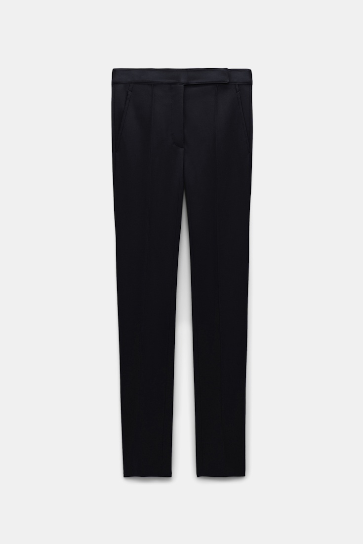 Dorothee Schumacher Slim fit pants in Punto Milano with pintucks pure black