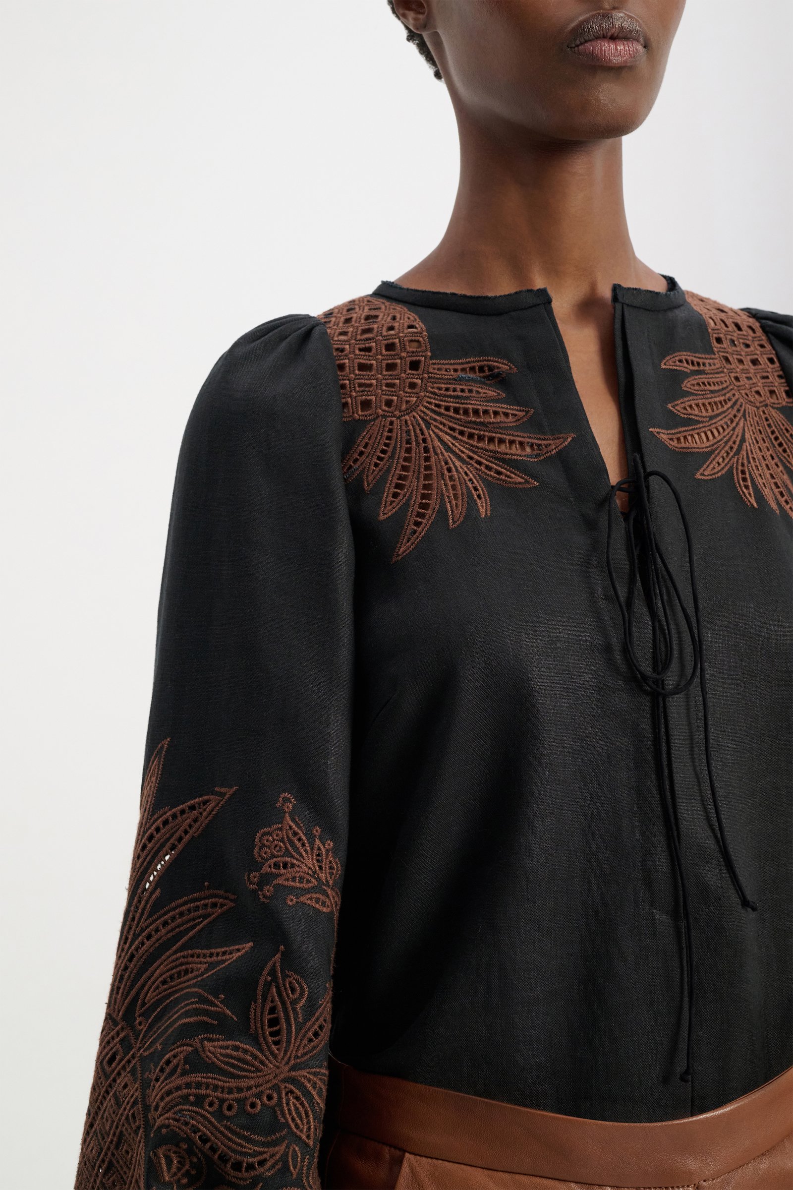 Dorothee Schumacher Linen blouse with contrast broderie anglaise pure black