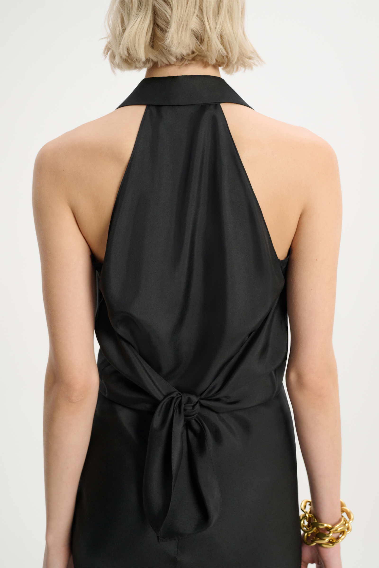 Dorothee Schumacher Silk twill vest-style top with lace details pure black