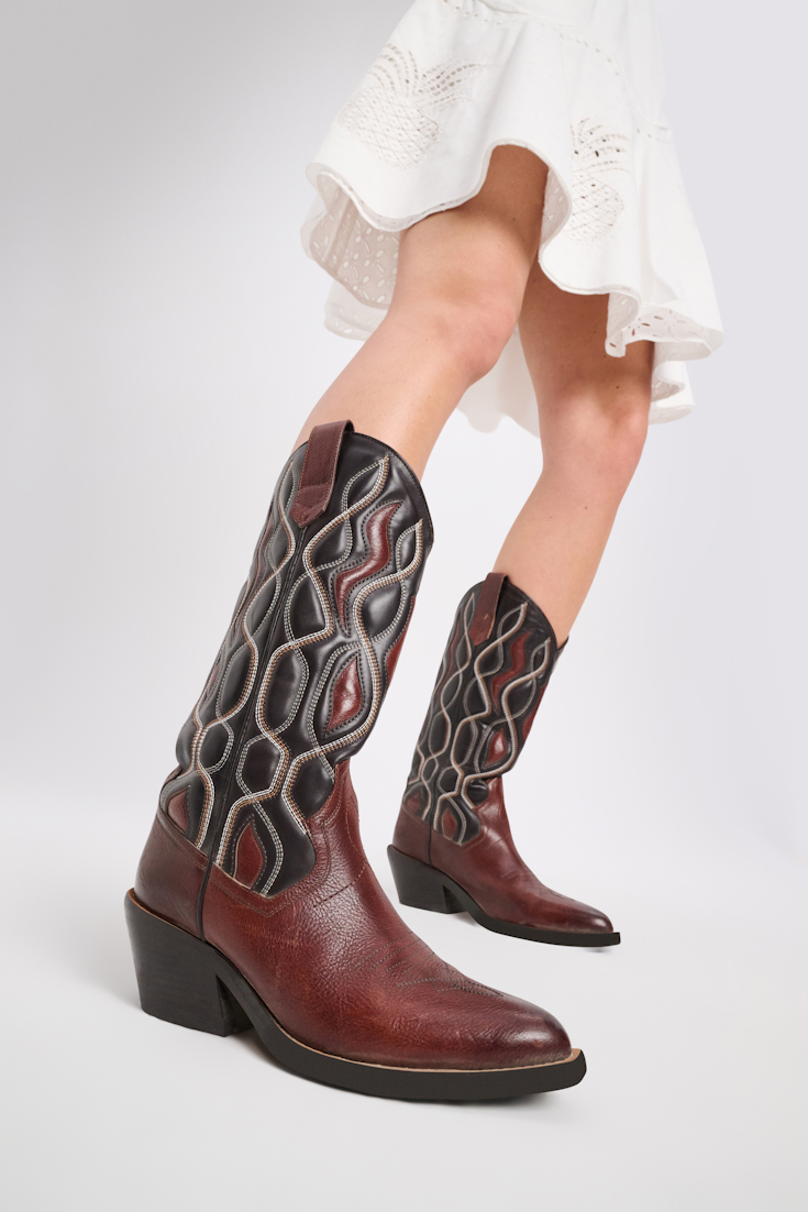 Dorothee Schumacher Embroidered cowboy boots dark brown/coffee
