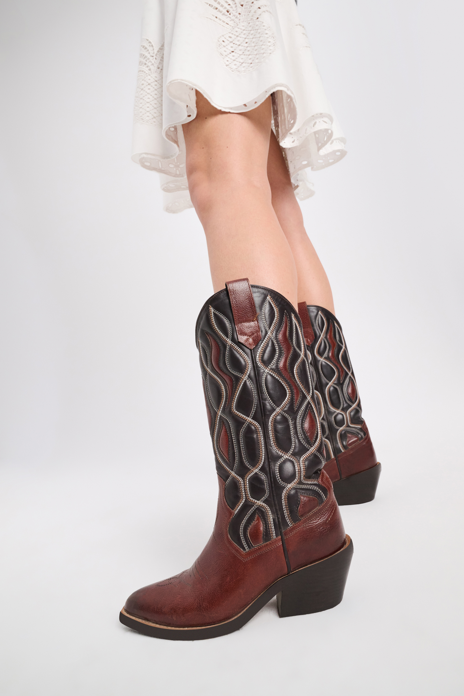 Dorothee Schumacher Embroidered cowboy boots dark brown/coffee