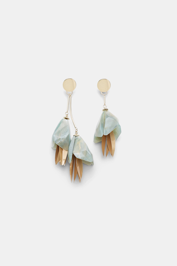 Dorothee Schumacher Asymmetric clip-on earrings with hanging flowers sage green