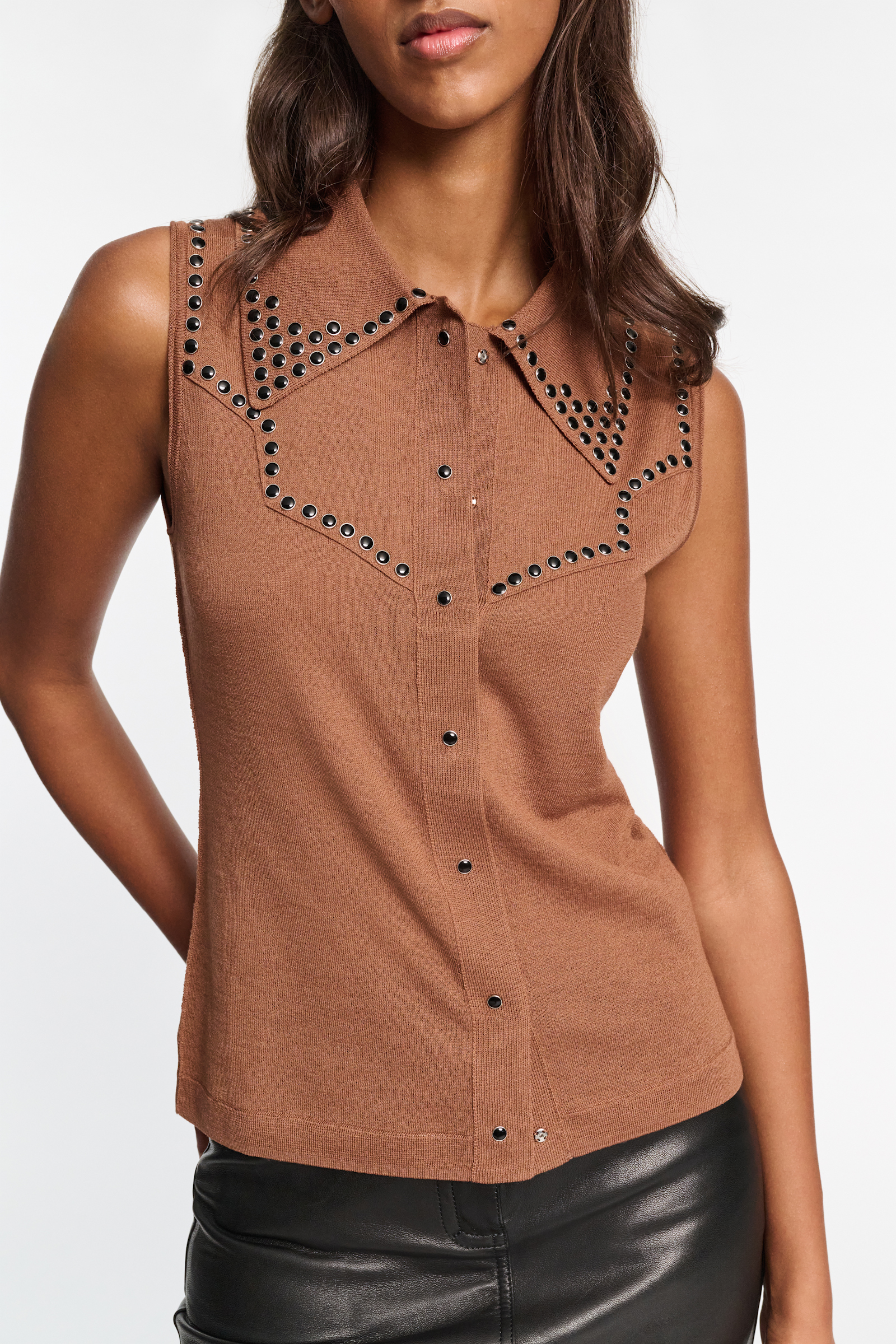 Dorothee Schumacher Embellished sleeveless knit shirt with polo collar dark beige