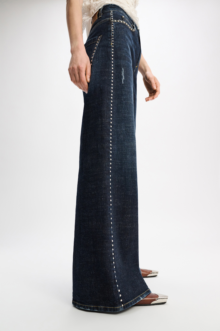 Dorothee Schumacher Jeans mit Ziersteinen, Westerndetails und ausgefranstem Bund True Denim Blue