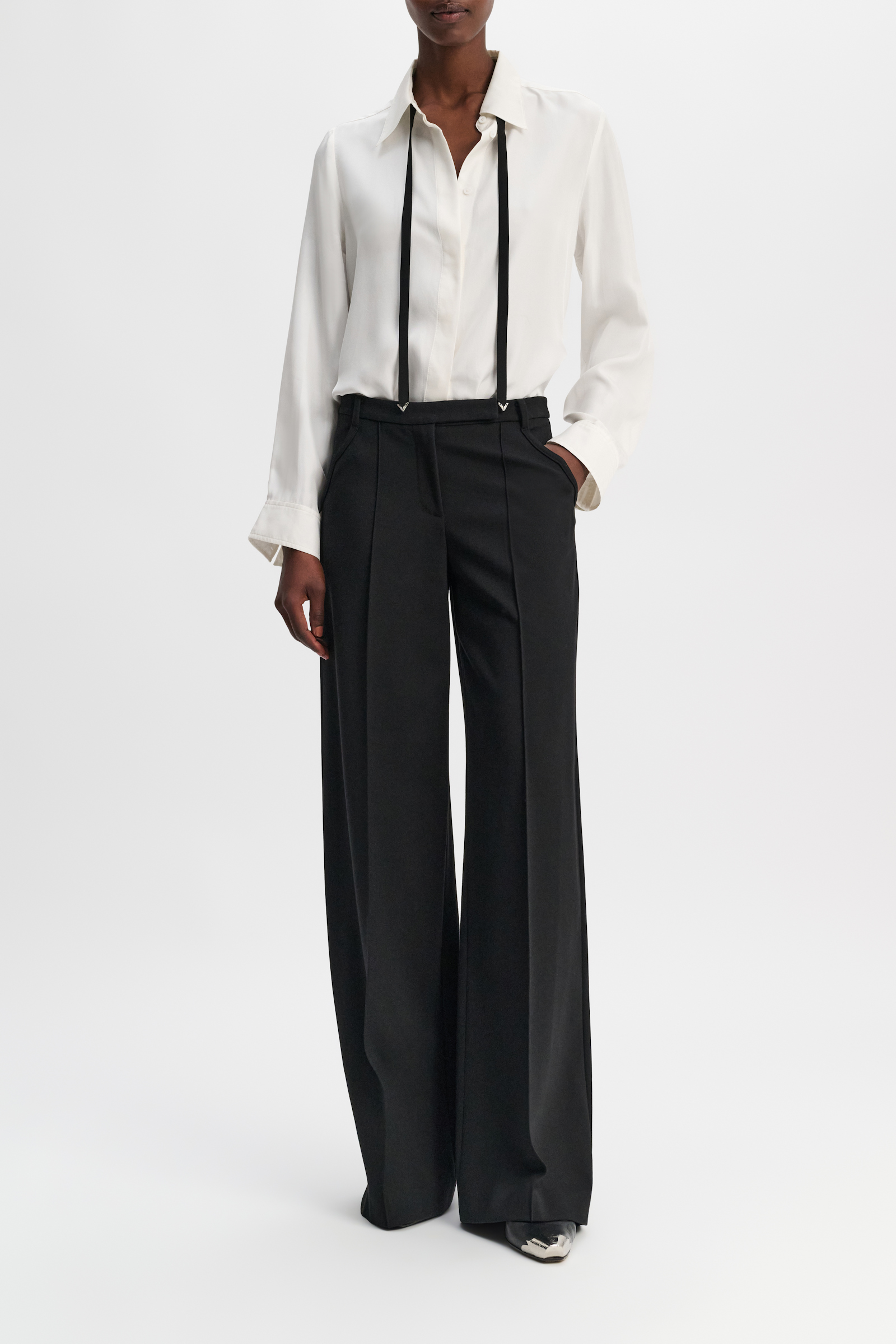 Dorothee Schumacher Boxy silk twill blouse with removable tie camellia white