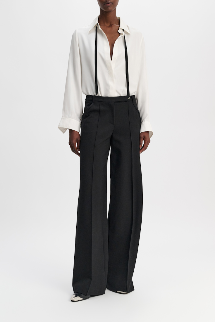 Dorothee Schumacher Boxy silk twill blouse with removable tie camellia white