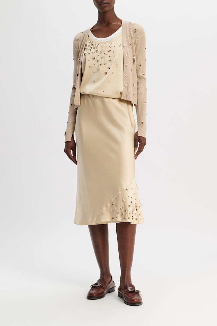 Dorothee Schumacher Hand-embellished satin-silk skirt powder beige