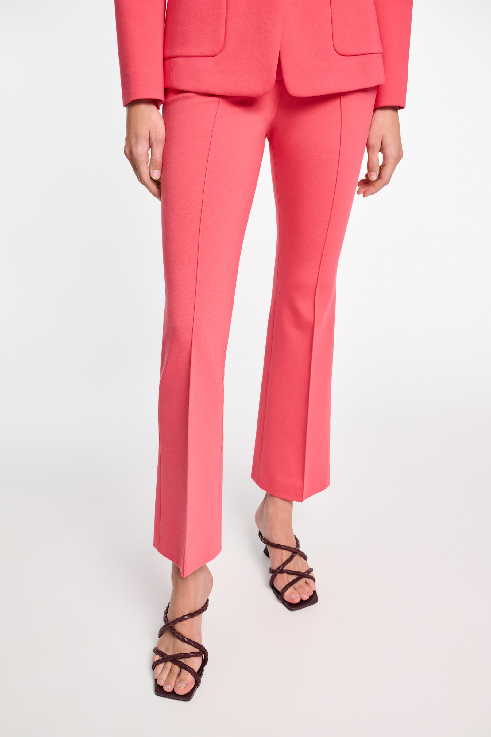 Dorothee Schumacher Verkürzte Hose aus Punto Milano mit Biese und Kickflare medium coral