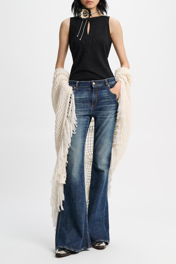 EMOTIONAL ESSENCE top