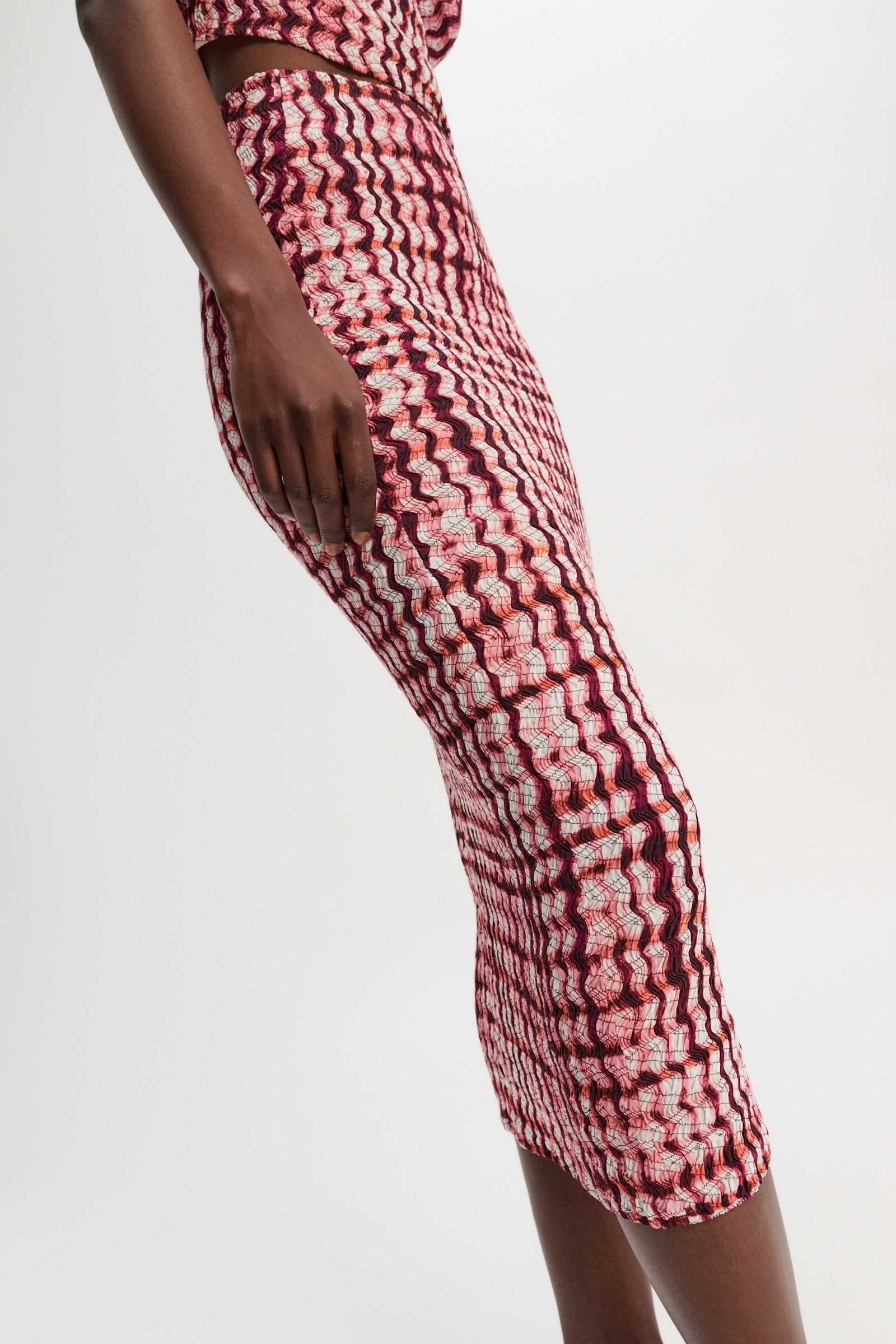 Dorothee Schumacher Silk-viscose plaid pencil skirt with allover smocking pink check mix