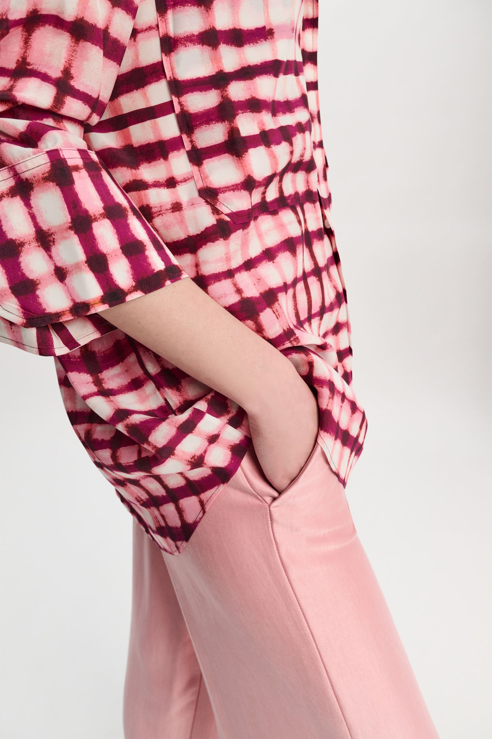 Dorothee Schumacher Oversized Hemd mit Allover-Karo Print pink check mix