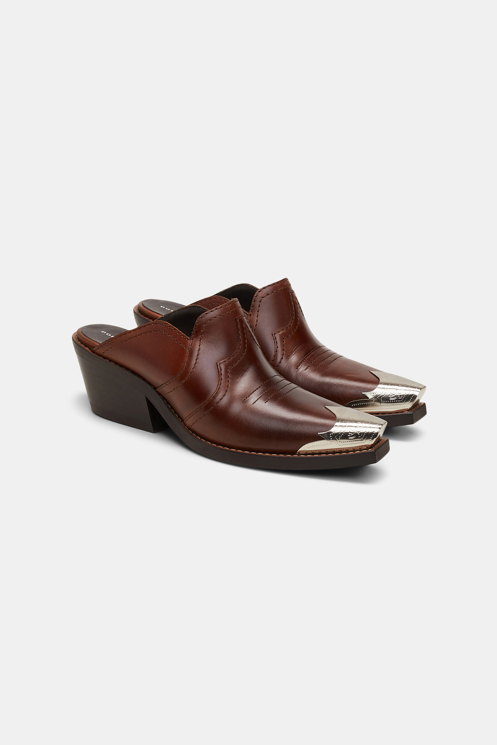 Dorothee Schumacher Mules aus Kalbsleder mit Zehenkappe im Western-Style umber