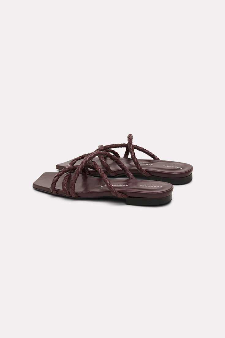 Dorothee Schumacher Woven calfskin flat sandals bordeaux