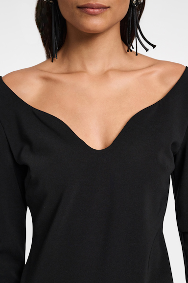 Dorothee Schumacher Oberteil mit verstärktem, abgerundetem V-Ausschnitt deep black