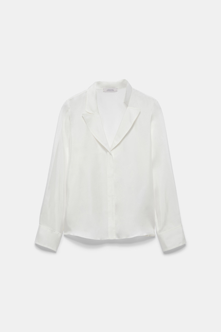 TRENCH IT UP II blouse Dorothee Schumacher Bluse aus Seidentwill mit asymmetrischem Revers camelia white