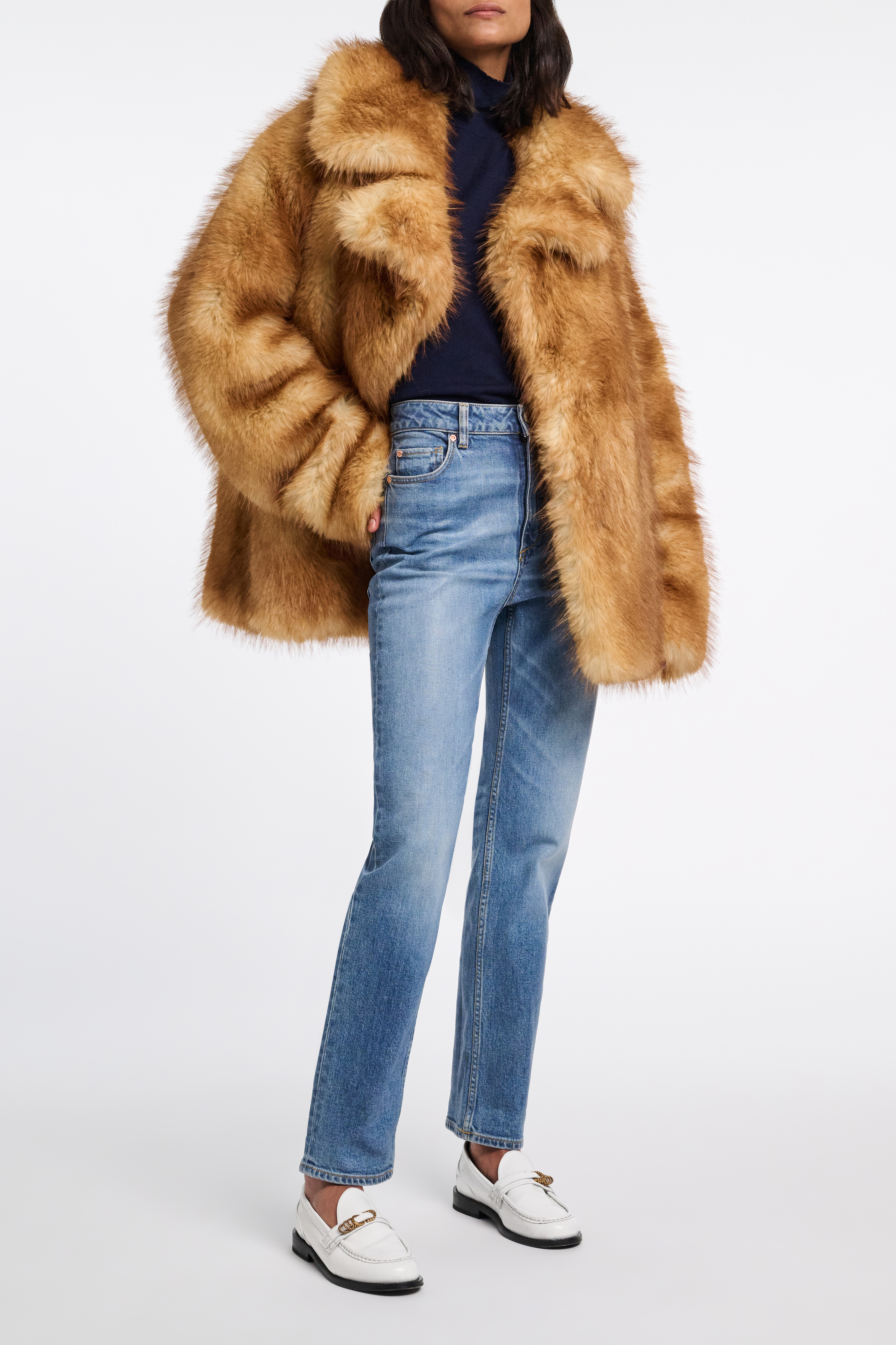Fur collar middle coat