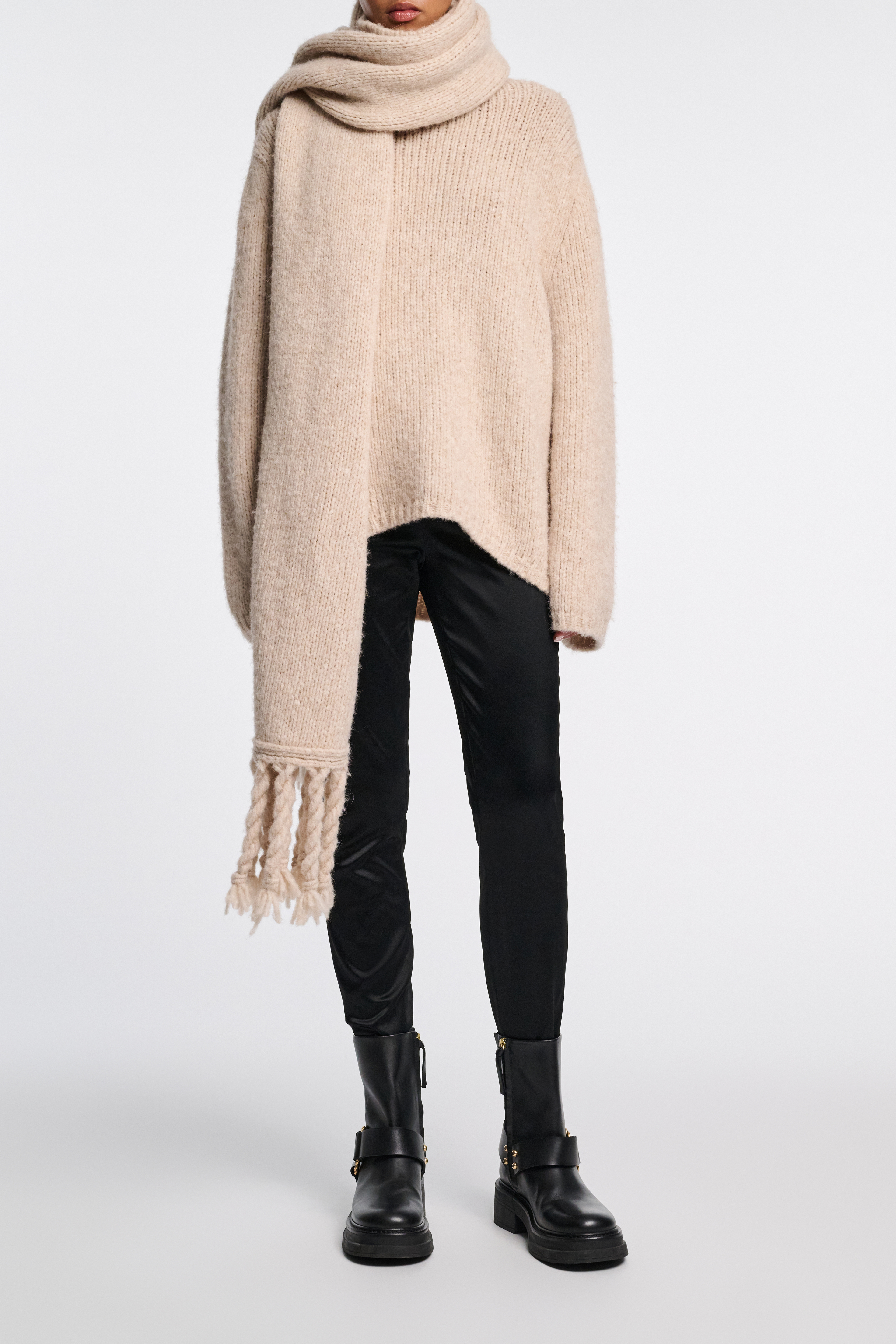 Dorothee Schumacher Boots mit twisted D-Ring