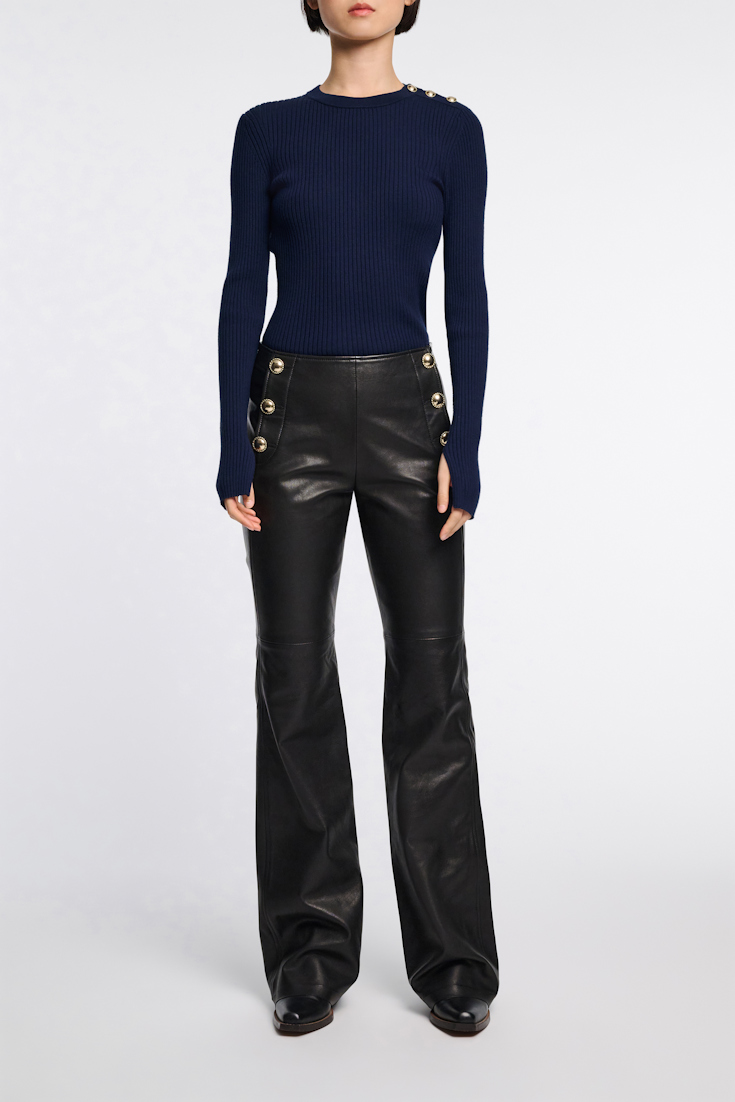 Dorothee Schumacher Pullover aus Wolle-Seide Mix mit goldenen Knöpfen midnight