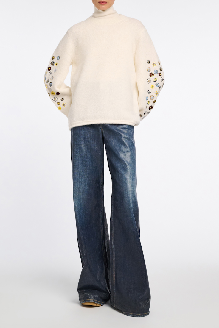 Dorothee Schumacher Alpaca-blend pullover with embroidery camellia white
