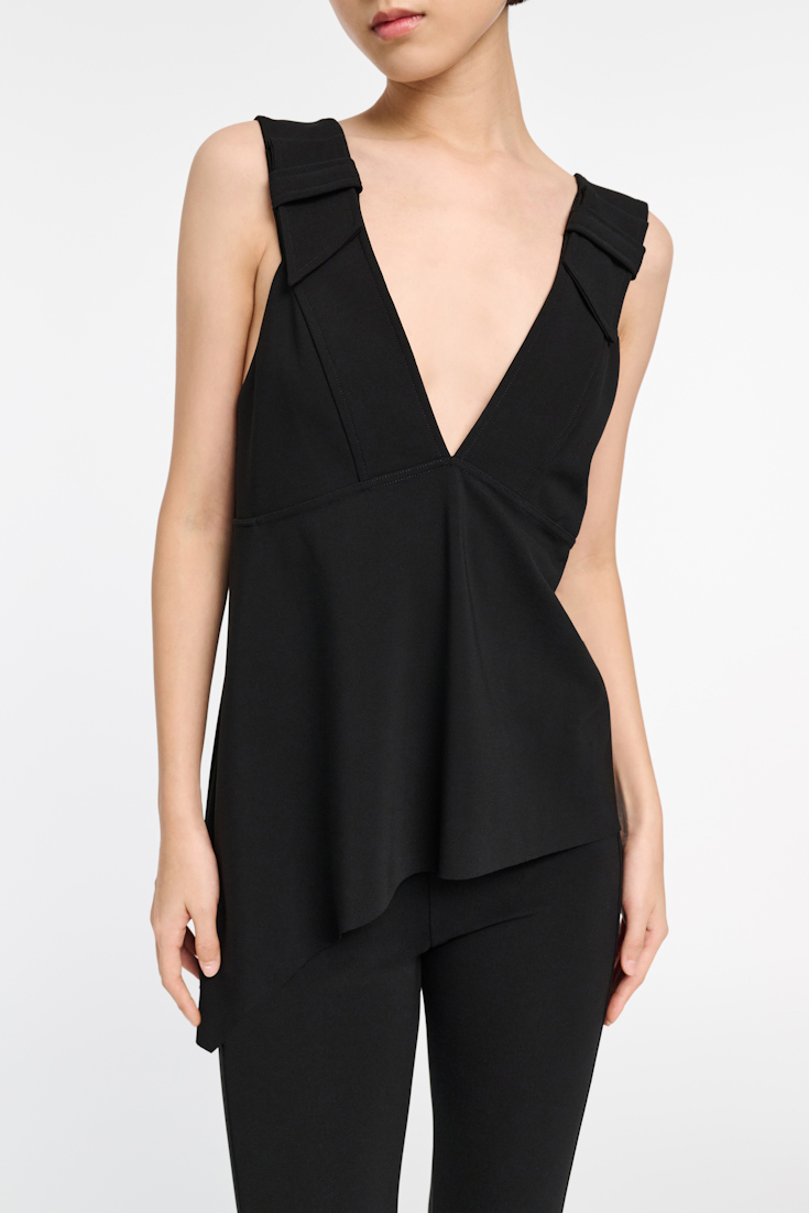 Dorothee Schumacher Top mit V-Ausschnitt und asymmetrischem Saum pure black