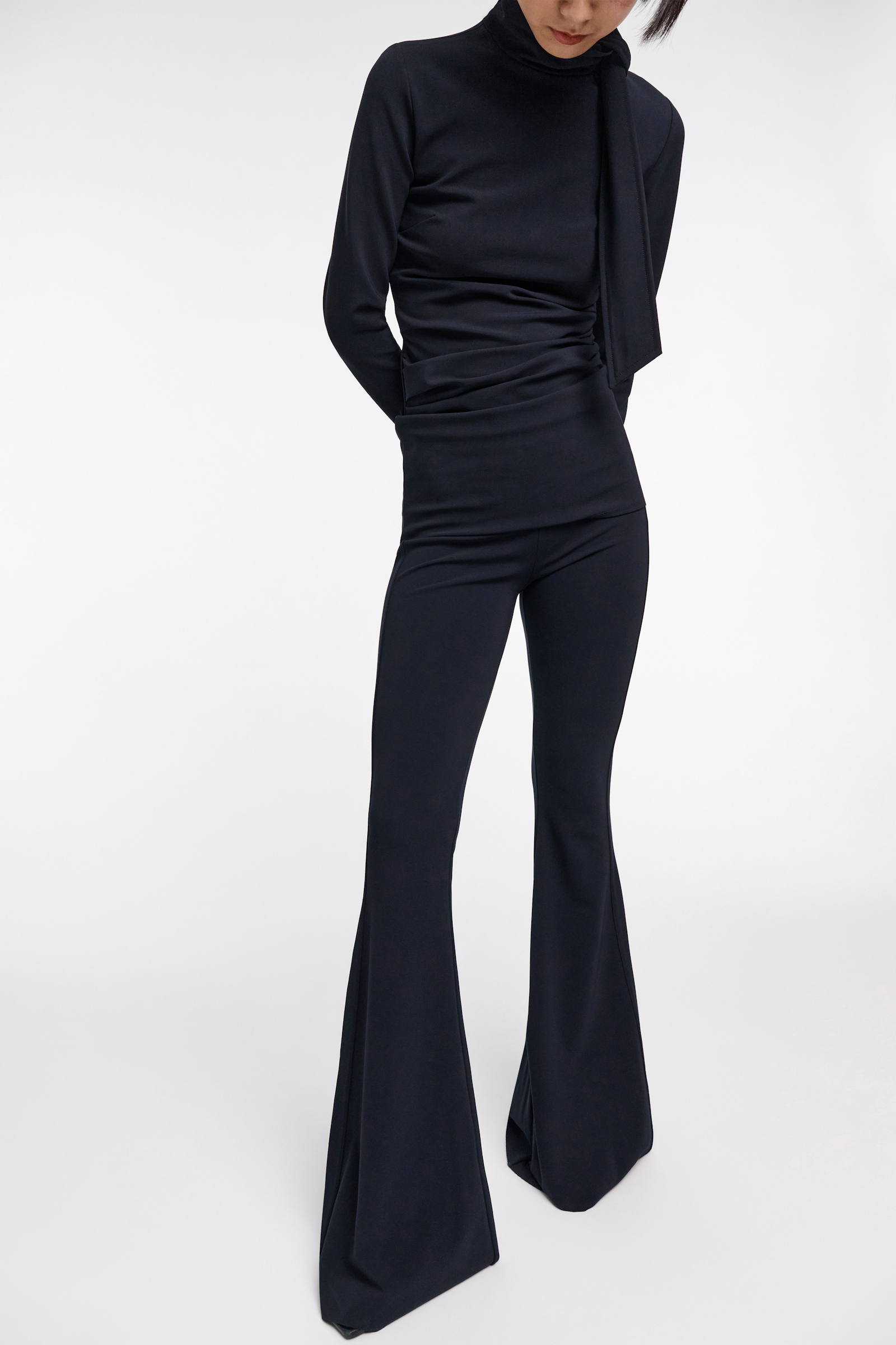 Dorothee Schumacher Schmale Hose mit ausgestelltem Bein dark navy