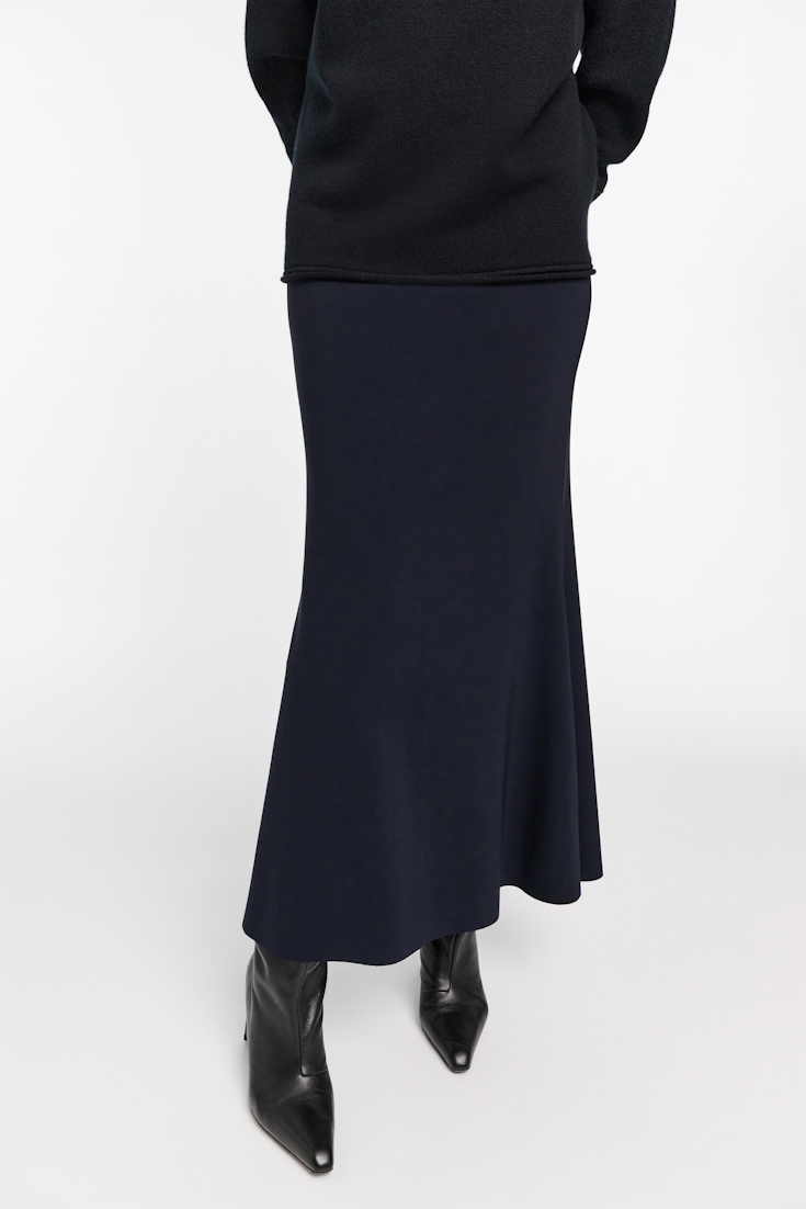 Dorothee Schumacher Fitted midi skirt with flared hem dark navy