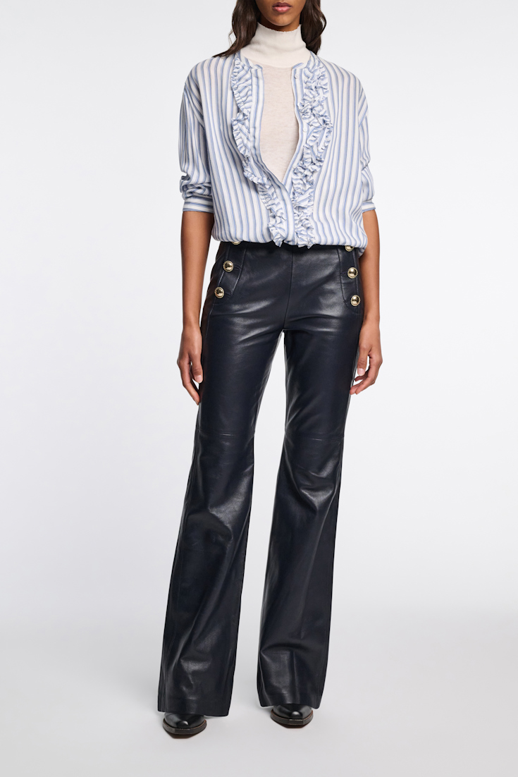Dorothee Schumacher Hose aus Lammleder mit goldenen Knöpfen dark navy