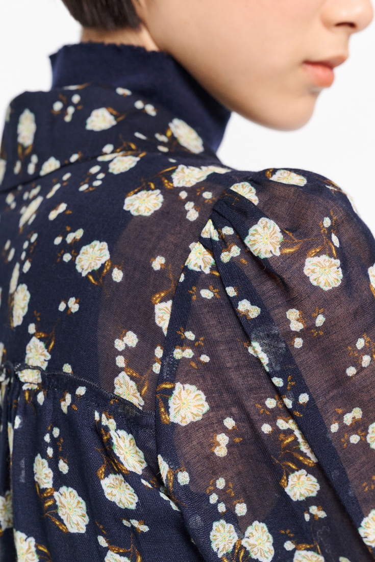 Dorothee Schumacher Micro floral print gauze blouse blue-white flower garden